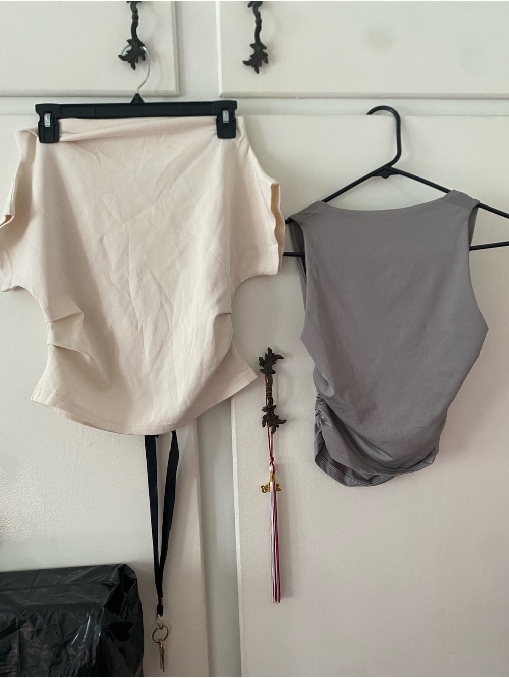 SHEIN Cream Short-Sleeve Top & SHEIN Gray Ruched Tank Duo